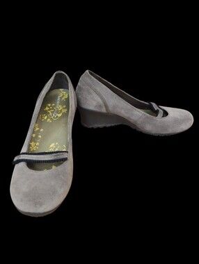 Merrell Gray Suede Wedge Pump with Elastic Strap - Women's 7